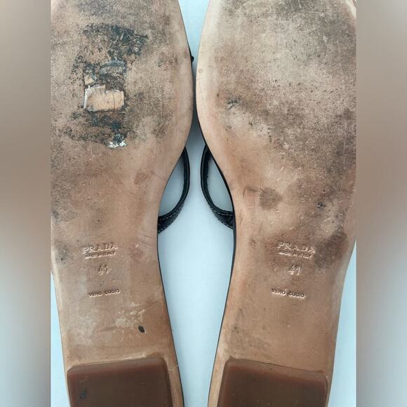 Prada Heeled Sandals Gold Logo Black Leather T Strap Flip Flop Slides EU 41 - Picture 6 of 10